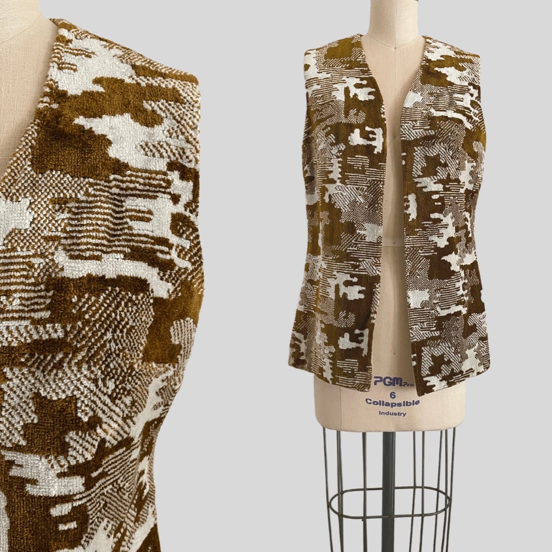 Vintage Western Velvet Button-Up Vest | Brown