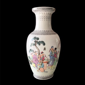 Vintage Chinese Famille Rose Large Vase, Circa 1960