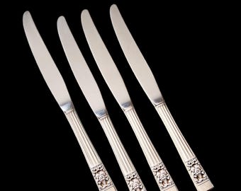Oneida Coronation Silver-Plated Knives, Set of 4