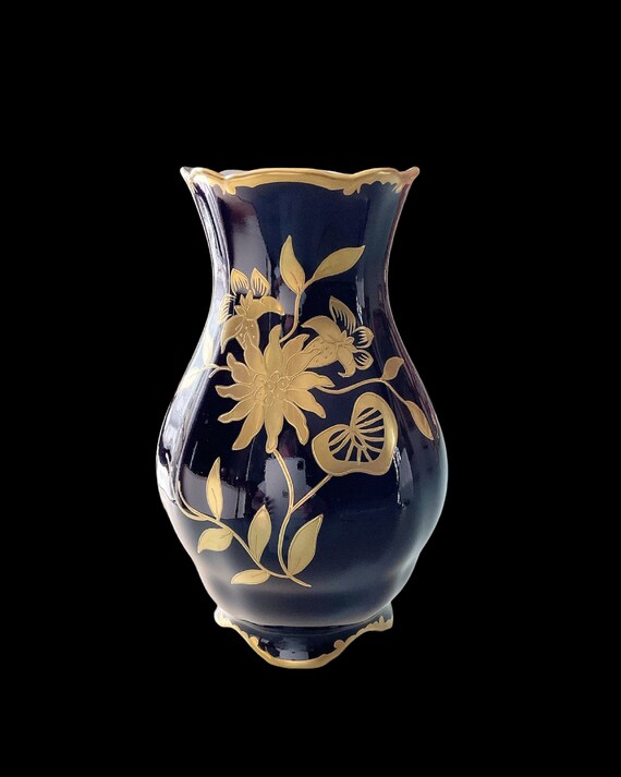 Vintage German Jlmenau Graf Von Henneberg Etch Kobalt Blue