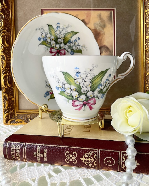 Regency Bone China England Lily of the Valley Tea Cup & Saucer