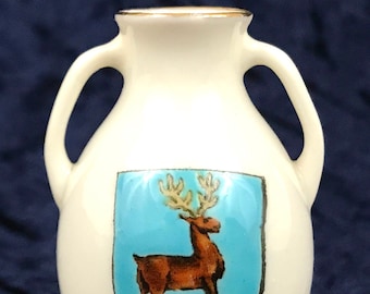 Antike Goss Schopfhund Ware, Goss China, Miniatur-Exeter-Vase, Buxton Crest, Hand emailliert, Hirsch Crest, Qualität antik, einzigartige Miniatur