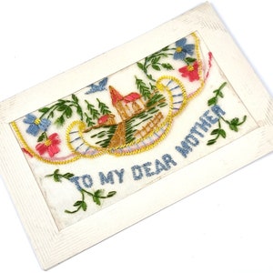 Carte postale en soie antique, Première Guerre mondiale, À ma chère mère, enveloppe de soie, scène de village, datée de 1917, fil coloré, Français éphémère, rare