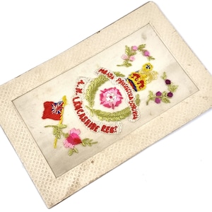 Antieke ansichtkaart, Eerste Wereldoorlog, zijden ansichtkaart, Loyaal Regiment, Lancashire Regiment, Geborduurd Insigne, Franse Ephemera, WOI-kaart, Geschiedenis