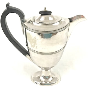 Slående antik, kaffekanna, silverfat, Williams of Birmingham, svartbehandlade detaljer, eftermiddagskaffe, georgiansk elegans, iögonfallande kanna