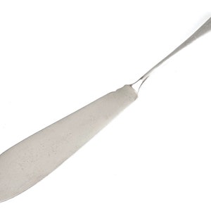 Cubiertos, Rebanada de pescado vintage, Plato de plata, Iniciales de los propietarios, Caminante y sala, Art Deco, Plato principal, Adición de mesa, Rebanada para servir