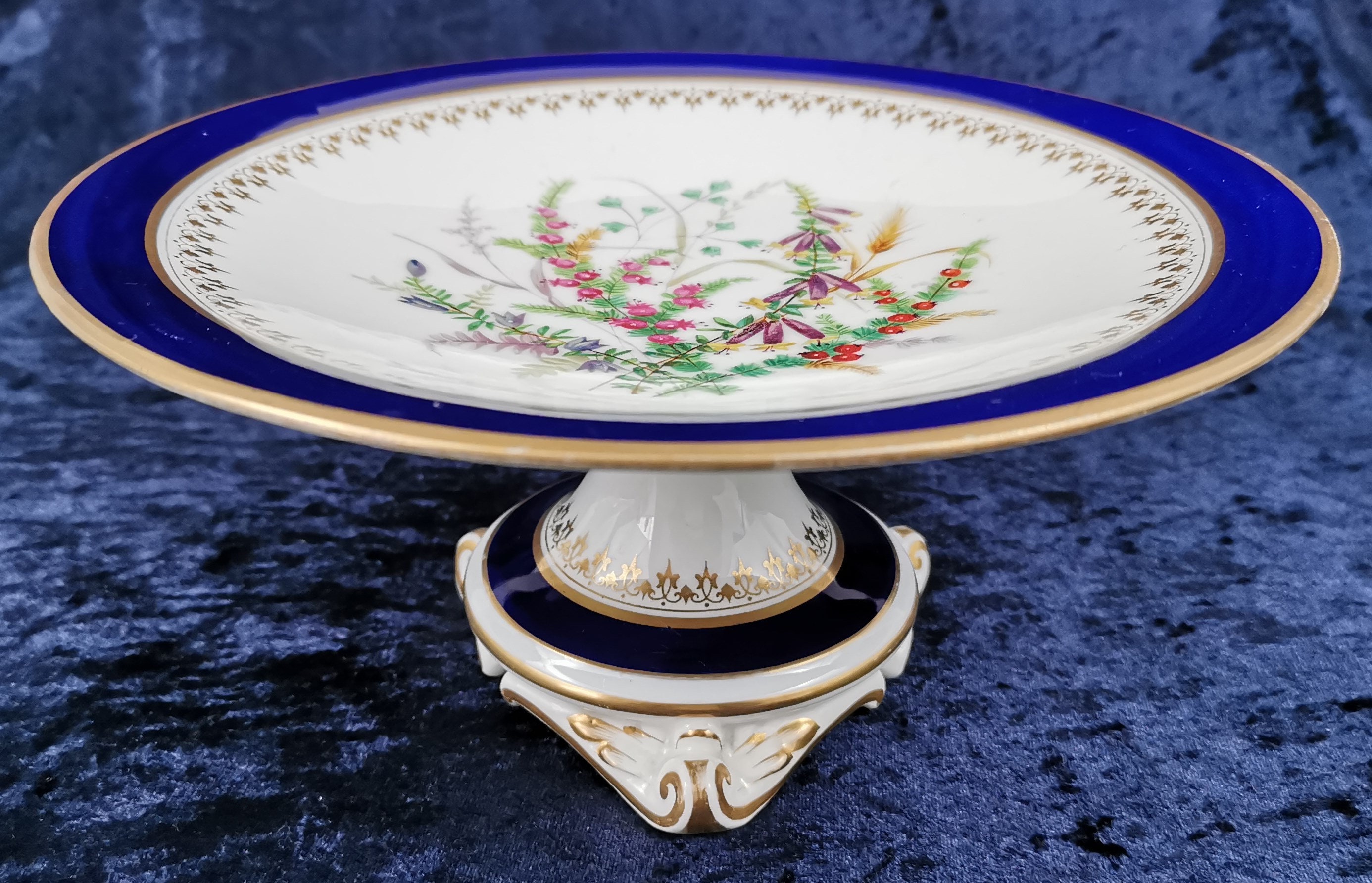 見事なアンティーク タッツァ、コンポート、テーブル サービング