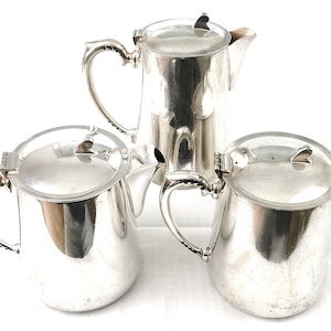 Vintage Serving Pots, Coffee Pots, Silver Plate, Military Canteen, Mess Room, Cottage Chic, Table Decoration, War Department, Crows Foot