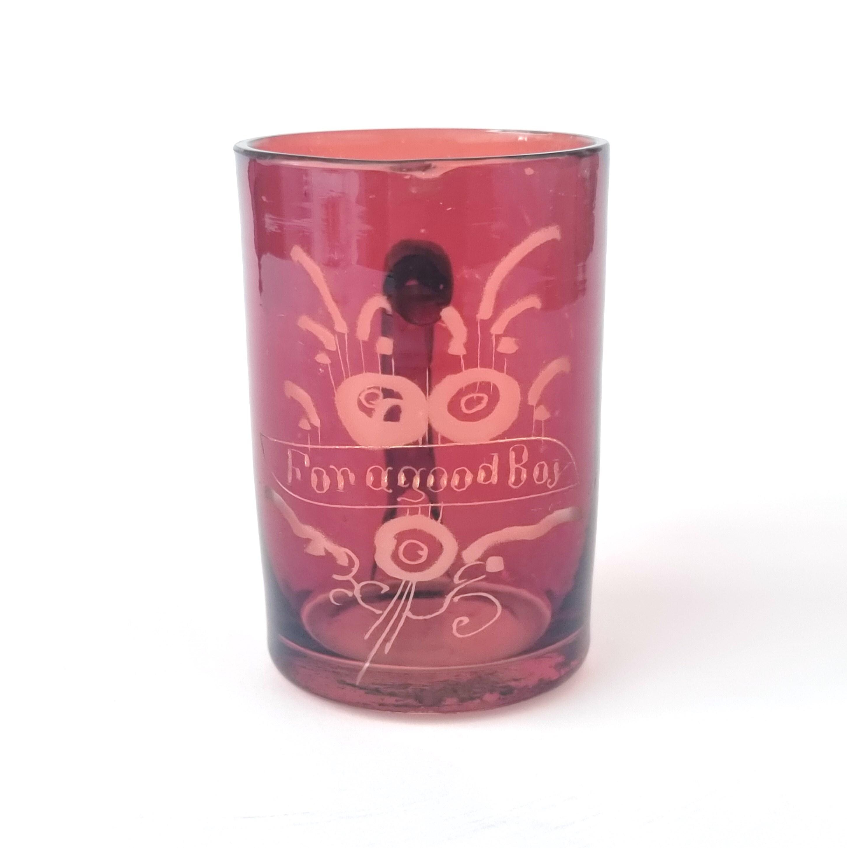 カラーロス、アンティーク子供用カップ、ルビーレッドのフラッシュ