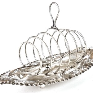 Worn Silver Plate, Antique Toast Rack, Rack with Crumb Tray, Gondola Style, Floral Edge, Six Slots, Table Center, Distressed Look, Chic