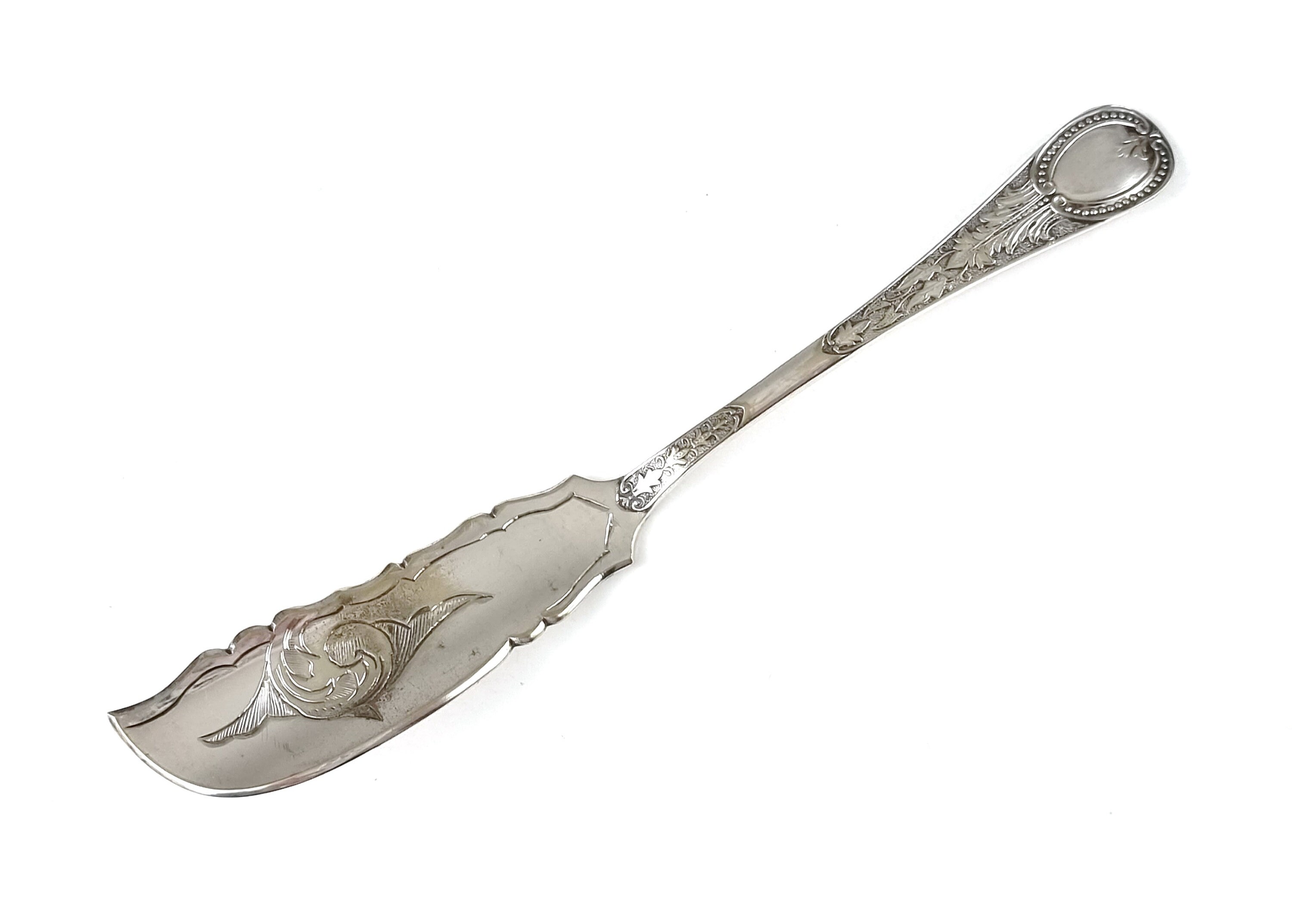 Traditional Flatware, Notable Ware, Silver Plate, Master Butter, Fish Knife, Antique Spreader, Floral Cutlery, Floral Handled, Decorative