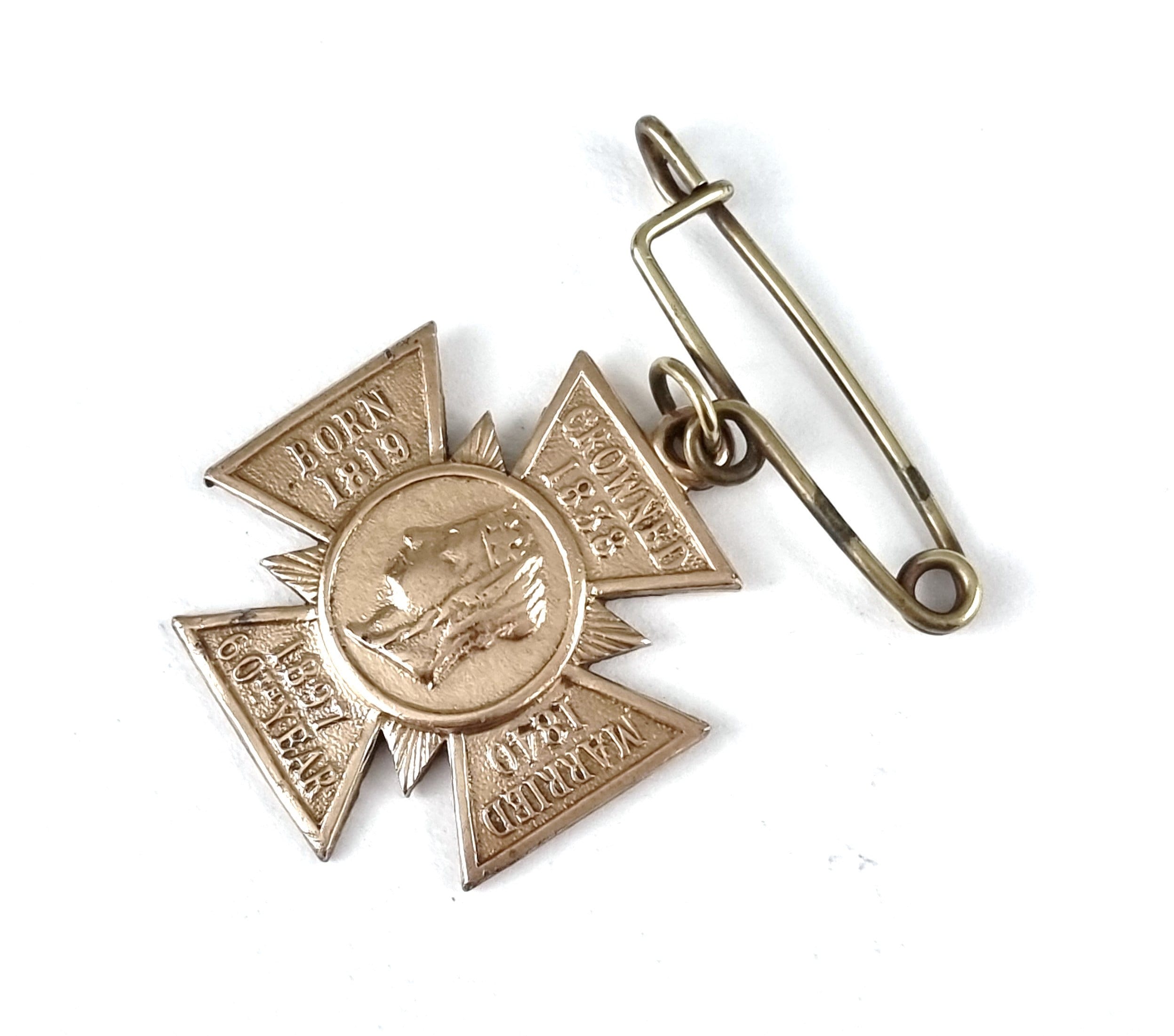Ｆフランス軍＊１８５１～１８５９ミニチュア２連勲章チェーン（実物） Small Commemorative Pin, Maltese Cross Shape, Queen Victoria, 1897