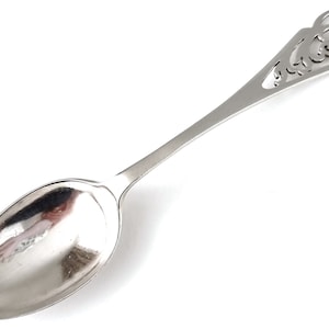 Vintage Silverware, Sterling Silver Teaspoon, Late Art Deco, 1944 Silver,  Pierced Floral, Floral Flatware, Floral Tableware, London Silver