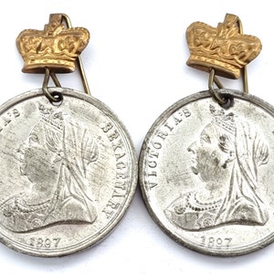 Pair of Antique Medals, Medals with Pins, Queen Victoria, 60 Year Reign, 1897 Jubilee, Crown Tops, Victorian History, 19th Century, Royalty