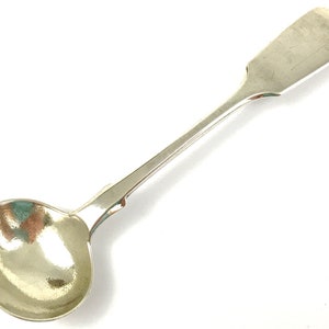 FREE POST - Rare Antique Cruet Spoon, Victorian Salt Spoon, Spice Spoon, Old English Fiddle, Charles Wallis, Mid Victorian, Table Decor, Old