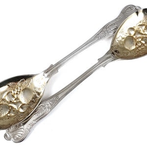 Pair of Salad Servers, Vintage Serving Flatware, Silver Plate, Worn Gilded Bowls, Kings Pattern, Raised Fruit, Retro Home, Kitchen Utensils