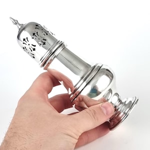 Vintage Sugar Caster, Viners Silver Plate, Worn Areas, Sugar Shaker, Vintage Muffineer, Push on Top, Table Decoration, Sprinkling Implement