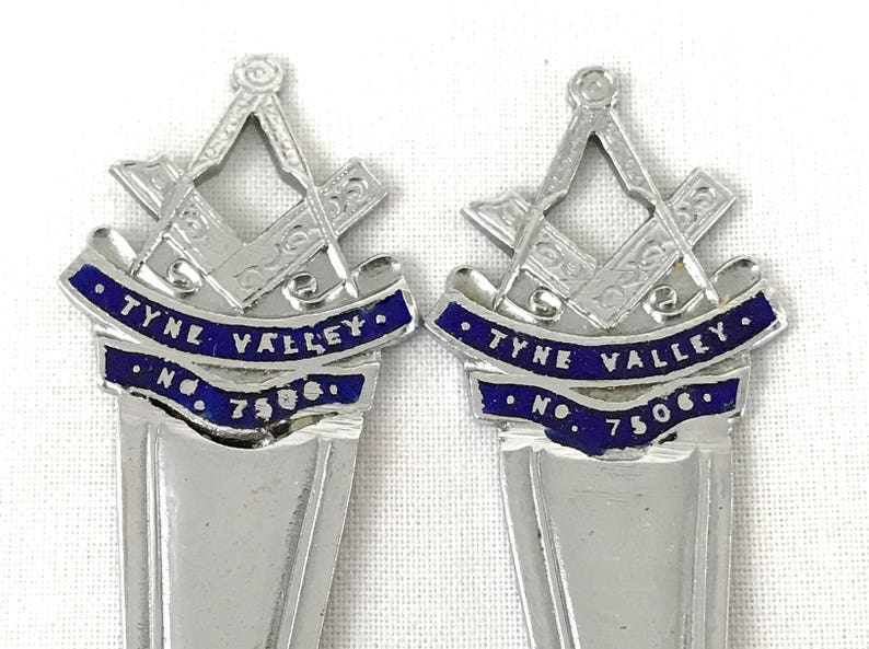 FREE POST Berry Fruit Spoons Rare Pair of Spoons Chrome and Enamel Masonic Flatware Haltwhistle Masonic Lodge Tyne Valley No 7506