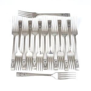Set of Fifteen, Vintage Forks, WORN Tine Backs, Silver Plate, Oneida Community, Hampton Court, 7 1/2 Inches Length, Dinnerware Forks, Decor