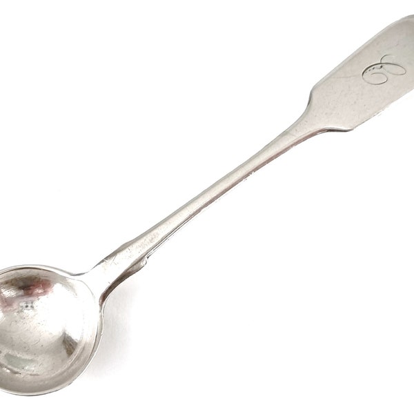 Elegant Silverware, Antique Salt Spoon, Cruet Spoon, Sterling Flatware, Old English Fiddle, C Initial, Chawner & Co, London 1875, Small Size