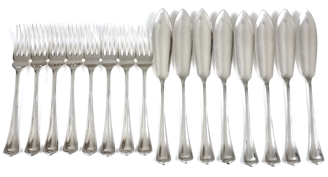 Vintage Set of Flatware, Eight Setting, Fish Eaters, Silver Plate ...