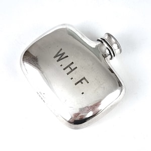 Kleine Antike Flasche, Silber Platte, WHL Buchstaben / Initialen, James Dixon, Taschengröße, Flachmann, Schraubverschluss, Herren Accessoire, Traditionelles Objekt