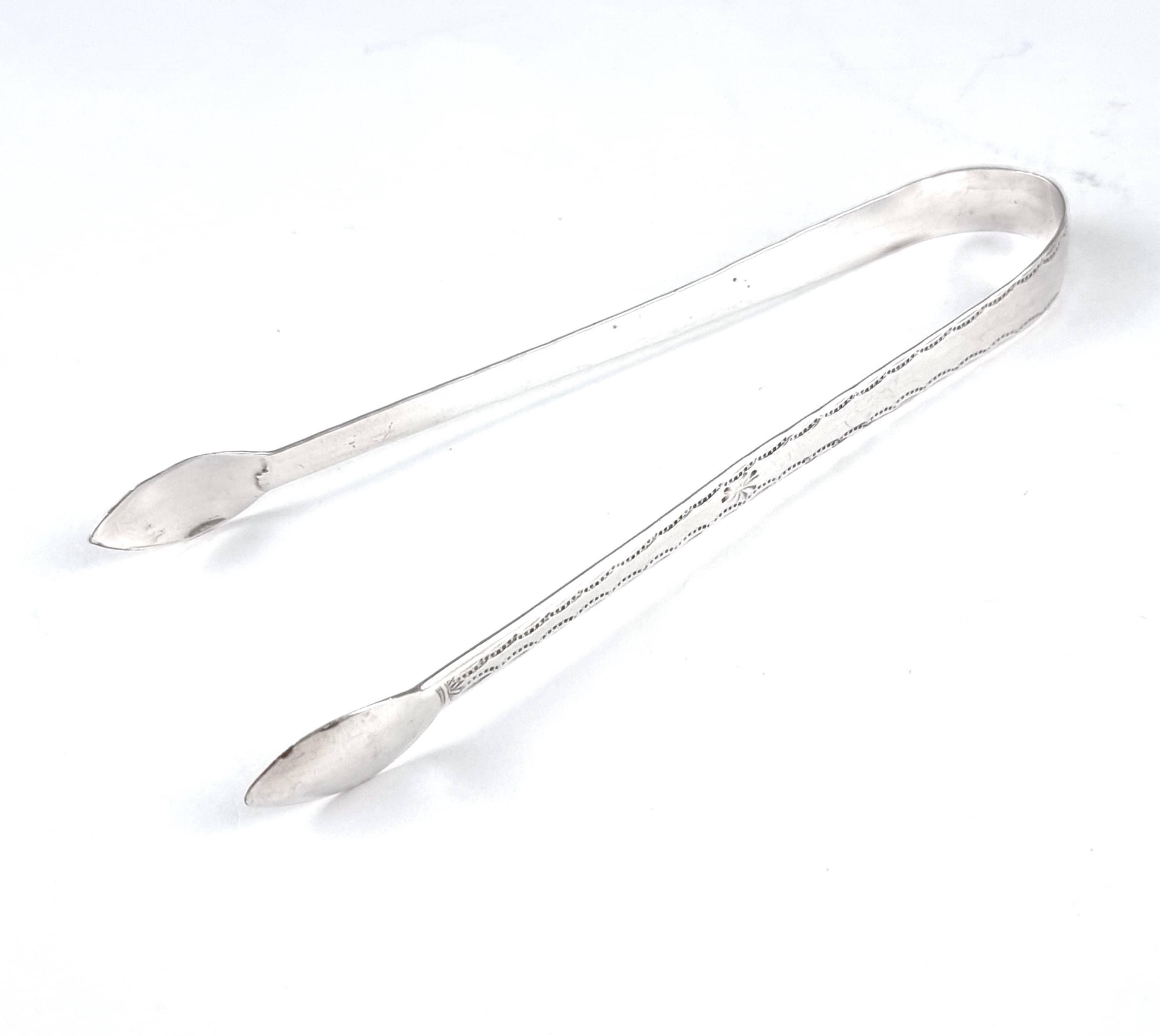 19世紀、アンティークシュガートング、軽量カトラリー、銅に銀メッキ