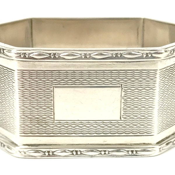 FREE POST - Stunning Vintage Napkin Ring, Sterling Napkin Holder, Hexagonal Form, S J Levi & Co, Machined Pattern, Art Deco, Striking