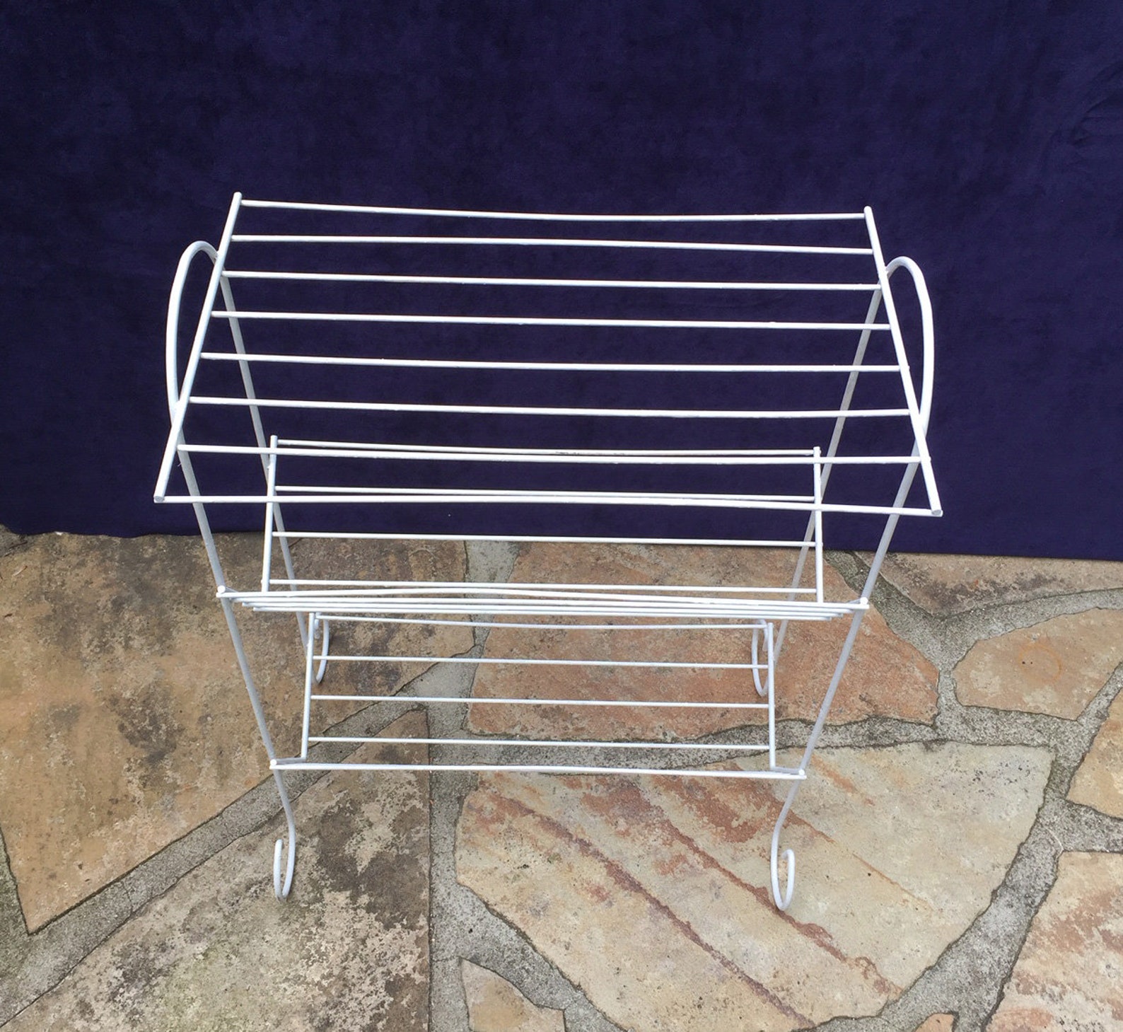 Vintage Record Rack Book Storage Table Top Wire Style Bath Towel ...