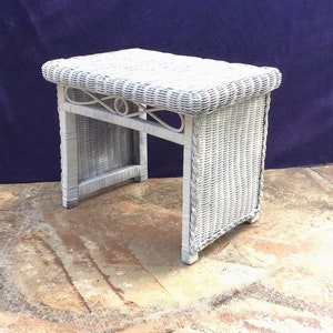 White wicker bench seat hotsell