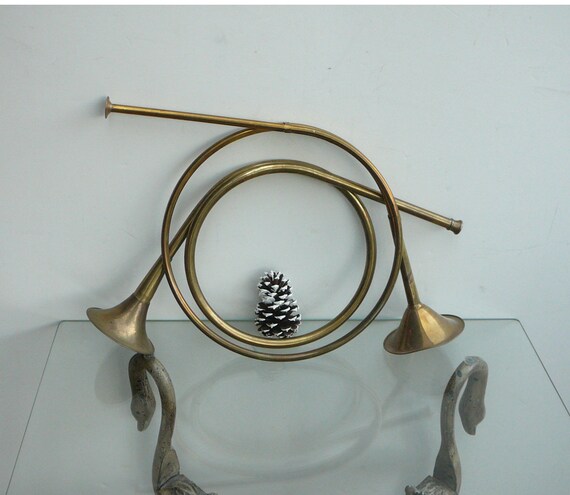 Beautiful set of two brass horns
