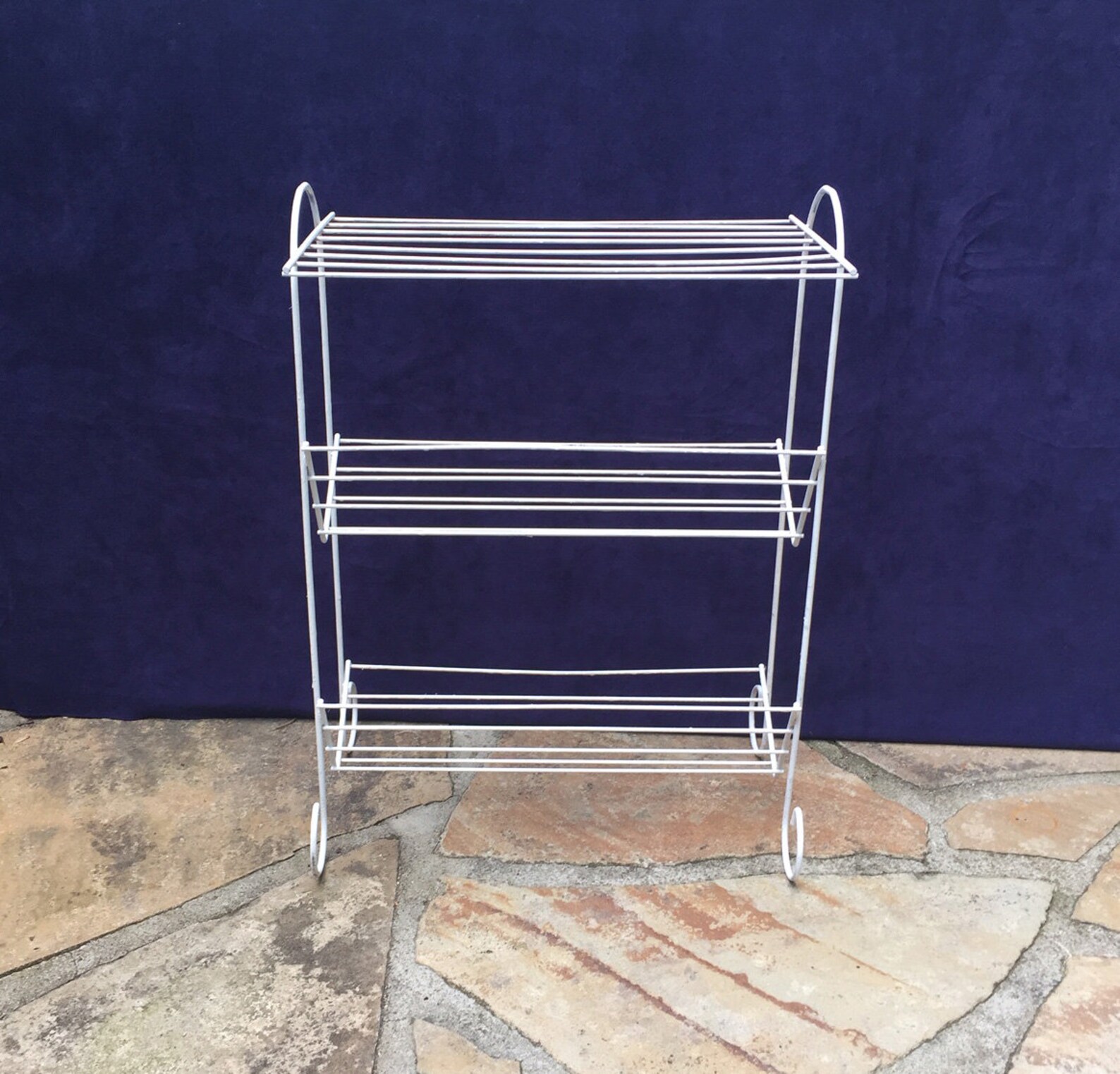 Vintage Record Rack Book Storage Table Top Wire Style Bath Towel ...