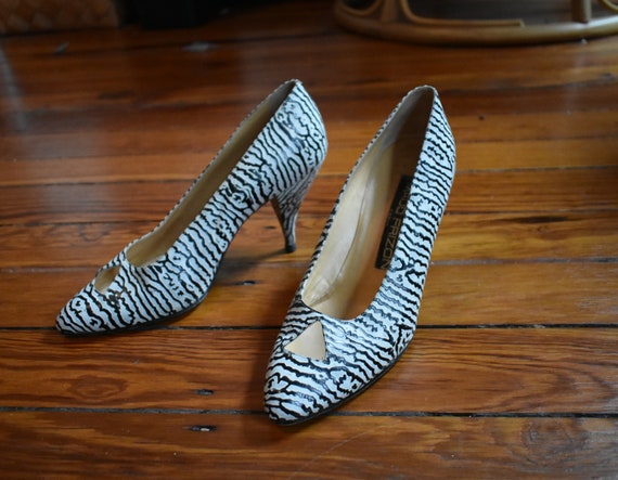 Zebra print Maud Frizon Paris pumps