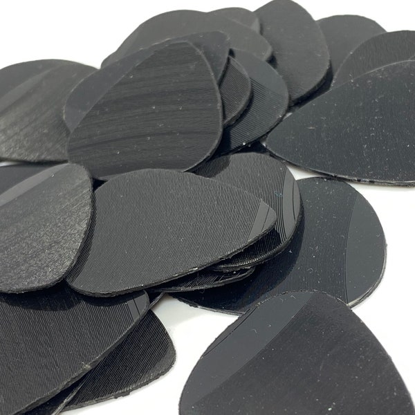 Guitar Picks Recycled Vinyl Record Black Medium to Heavy Gauge