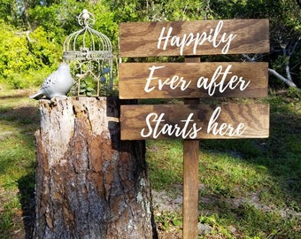 Rustic Wood Wedding Directional Sign: Custom Outdoor Decor