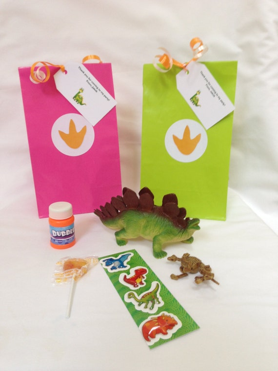 Items similar to Dinosaur party favor on Etsy