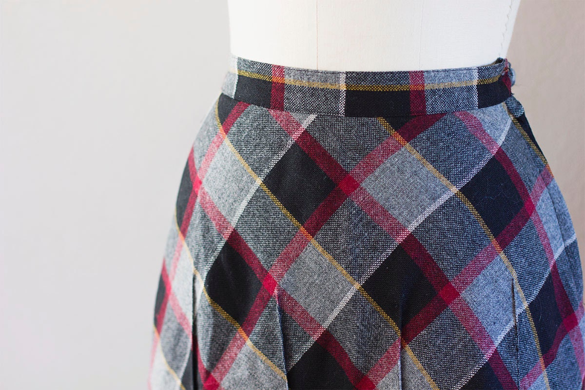 Wool Plaid Skirt / 1970s Plaid Midi Skirt / Circle Tartan - Etsy