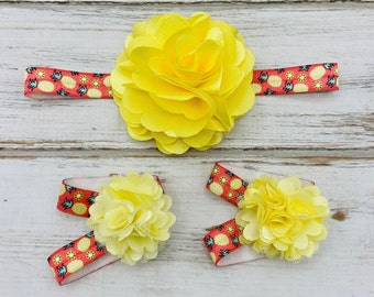 Tropical Pineapple Baby Barefoot Sandals and Headband Set, Newborn Sandals, Baby Shoe, Infant Shoes, Preemie Shoes, Coral and Yellow