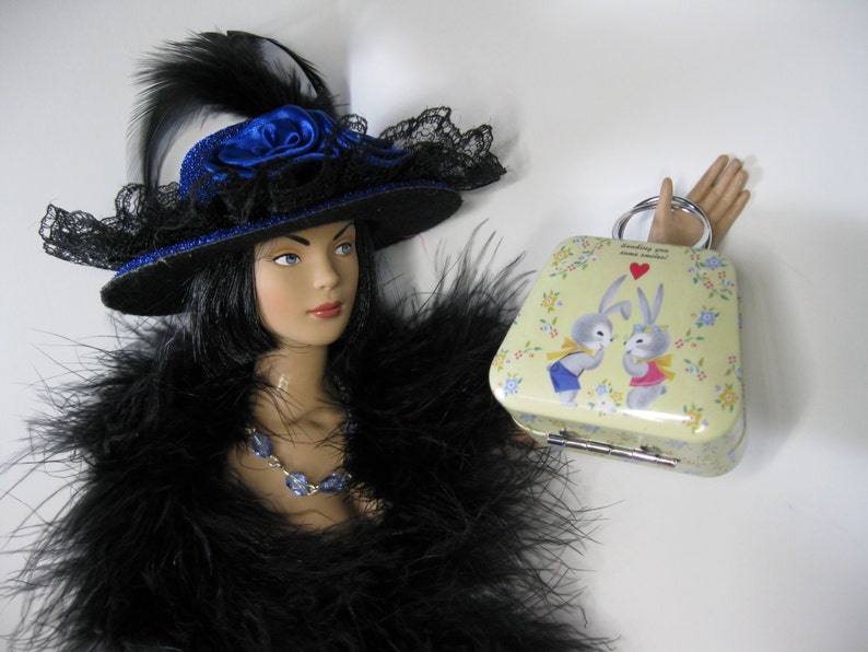 16/" Tonner Ellowyne Wilde Antoinette doll white Purple shoes no clothes NEW