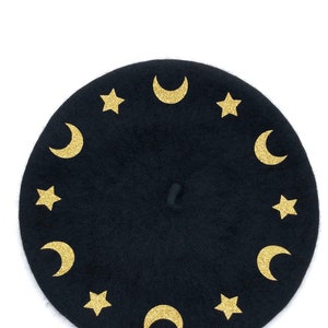 Moon and stars beret