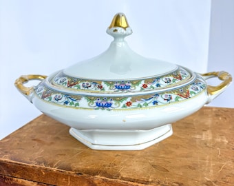 Sopera antigua Rosenthal Kronach Bavaria con tapa para verduras – Diseño Art Déco de pájaros y flores – Plato para servir dorado, principios del siglo XX.