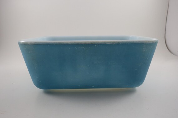 Vintage Blue Pyrex 502-B Refrigerator Dish