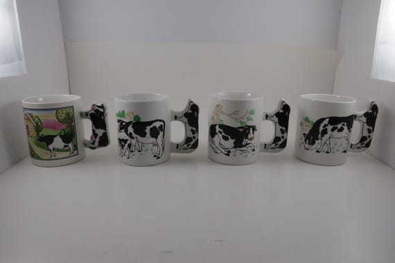 Set of Four Ceramic Country Cow Coffee Mugs All Different Excellent Condition