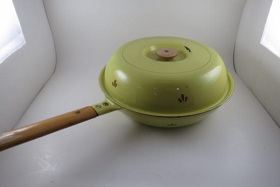Vintage Dru Holland Yellow Tulip 12" Skillet With Lid Wooden Handle
