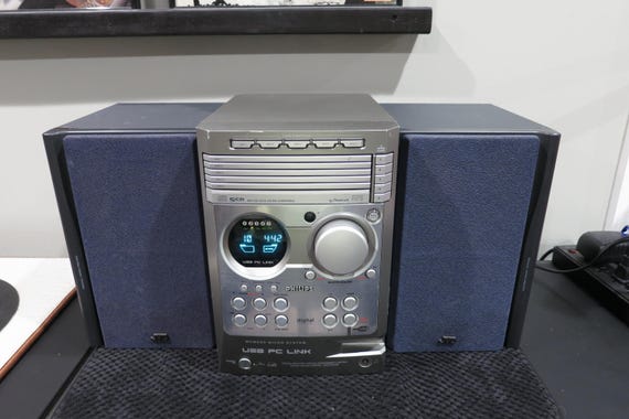 Vintage Philips Micro Hi-Fi System with JVC Speakers, 5-Disc CD Changer, USB pc link