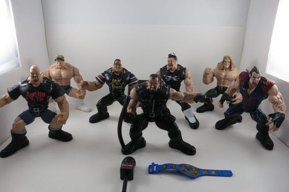 Set of 7 1998-1999 WWF Jakks Wrestling Figure Set Maximum Sweat Series