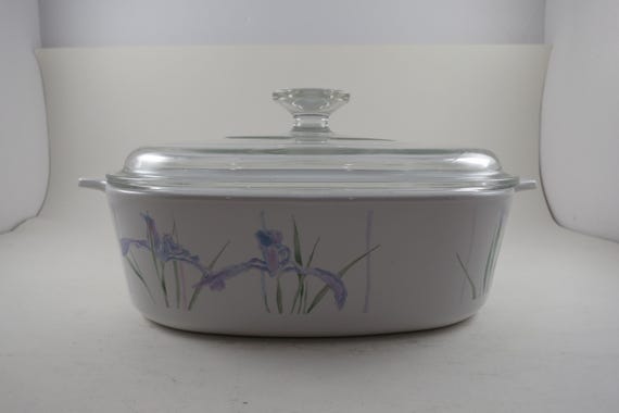 Vintage Corning Ware 2 Liter A-2-B Shadow Iris Casserole with Glass Lid