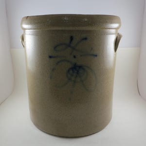 Fabulous Early Century Red Wing 4 Gallon Crock Applied Handles Cobalt Blue Bee Very Nice Condition Large 12 1/4 Inches Tall