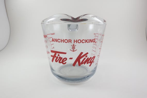 Vintage Red Letter Fire King 2 Cup Measuring Cup with Handle Excellent Condition