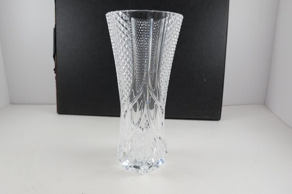 6 3/4 Inch Vintage Crystal Bud Vase Unbranded Excellent Condition